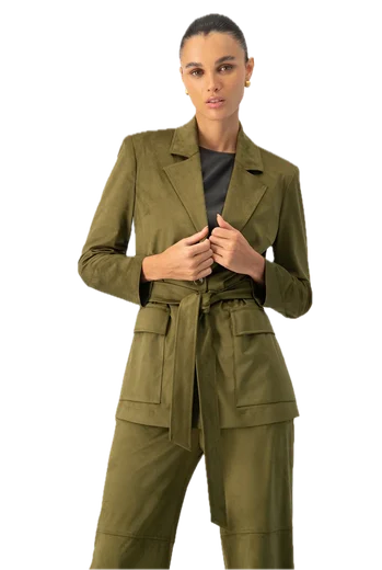 SAFARI CHIC